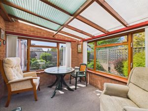 Garden room- click for photo gallery